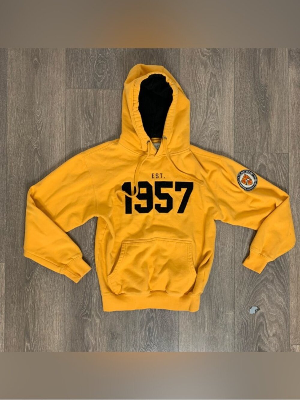 University Of Waterloo Yellow Hoodie Sweatshirt Small Varsity Preppy Academia